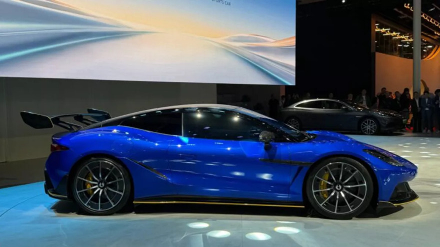 Με λάμψη από Τζέιμς Μποντ το νέο Denza Z
