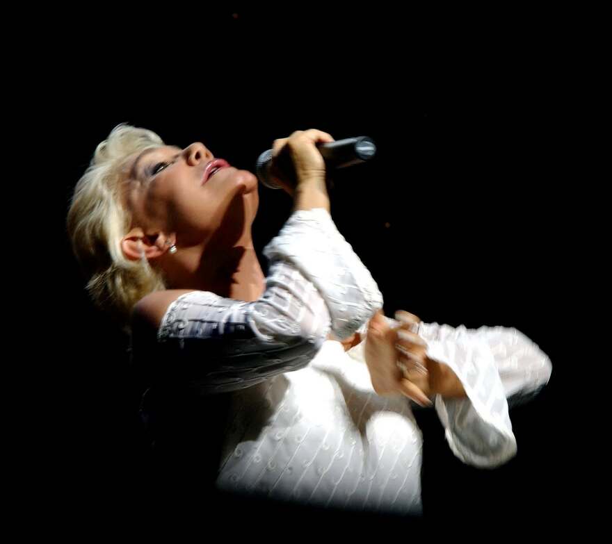 Μαρινέλλα: Ένα ανεπανάληπτο καλλιτεχνικό φαινόμενο, οι έρωτες της ζωής της και η εξομολόγηση για το πώς θέλει να τη θυμούνται