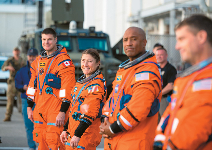 Business στη Σελήνη: Η NASA τις επόμενες ώρες με την αποστολή Artemis στη... σκοτεινή πλευρά του φεγγαριού με στόχο $170 δισ.