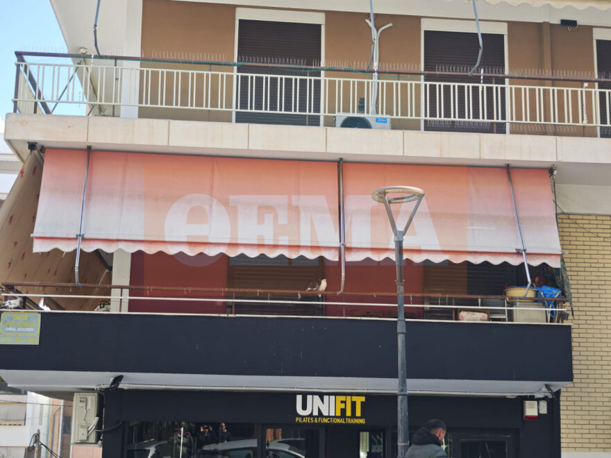 Θρίλερ στου Ζωγράφου: Νεκρές μάνα και κόρη σε «σφραγισμένο» δωμάτιο, έχει προσαχθεί ο γιος της οικογένειας