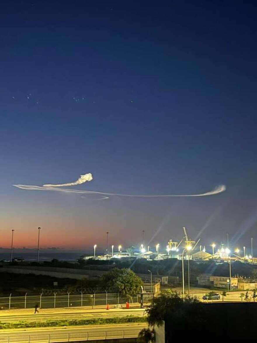 Πυραυλική επίθεση στο Ισραήλ έγινε ορατή από την Κύπρο, δείτε βίντεο