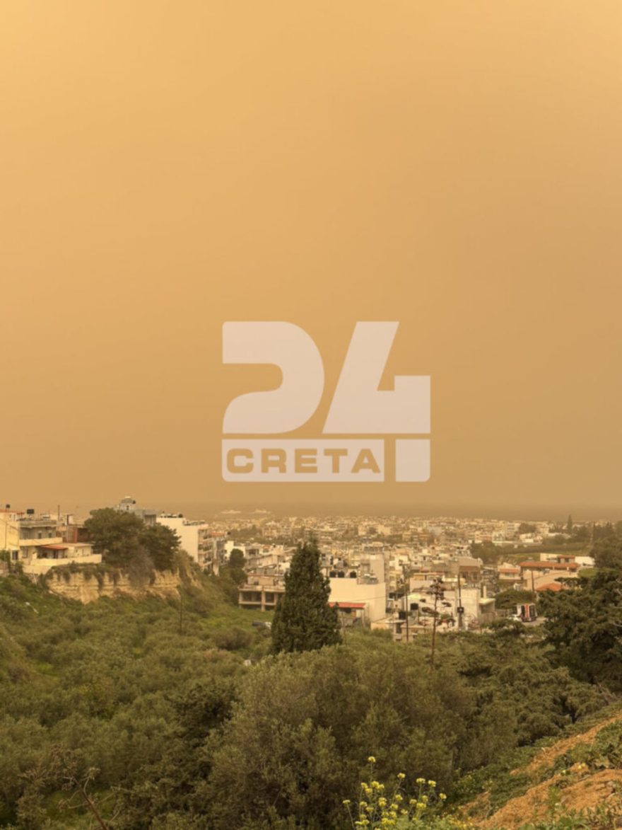 Κακοκαιρία Erminio: Ανεμοστρόβιλος αναποδογύρισε νταλίκα στην Ιεράπετρα, η αφρικανική σκόνη σκέπασε το Ηράκλειο
