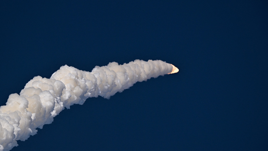 Artemis II: Οι πρώτες ώρες της ιστορικής αποστολής γύρω από τη Σελήνη, δείτε βίντεο και φωτογραφίες