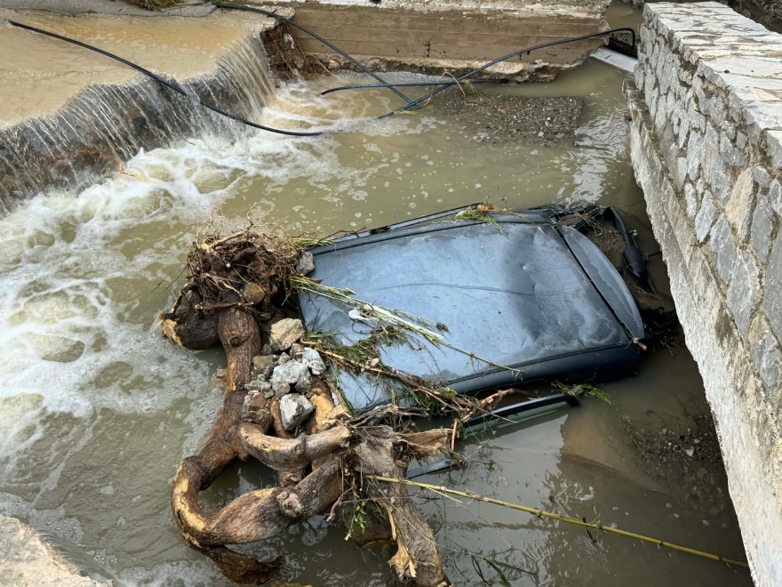 Η κακοκαιρία Erminio δοκίμασε τη Ρόδο και πολλά νησιά του Αιγαίου: Κύματα ύψους 3-4 μέτρων, θυελλώδεις άνεμοι και πλημμύρες, δείτε βίντεο