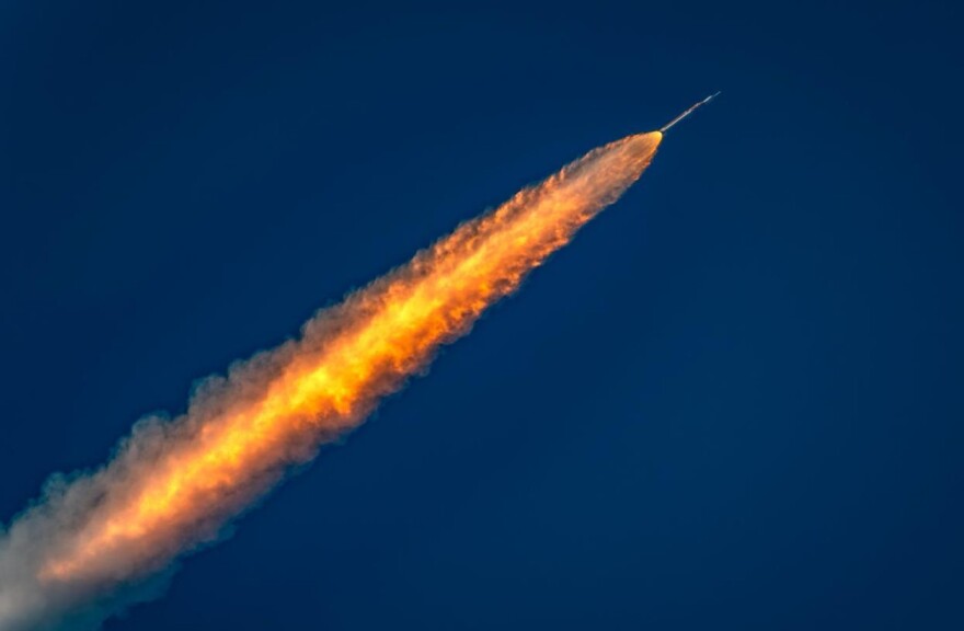 Ενυπωσιακές εικόνες από την εκτόξευση της αποστολής Artemis II με προορισμό τη Σελήνη, βίντεο και φωτογραφίες