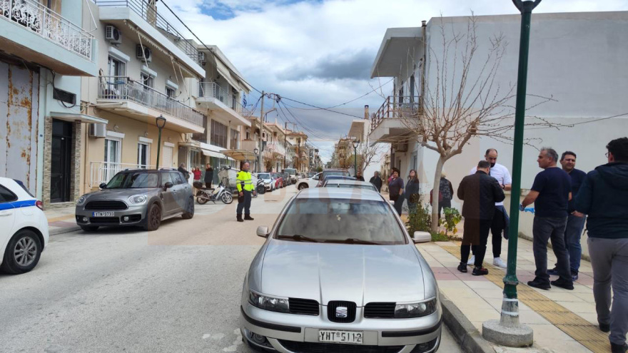 Κατέρρευσε μπαλκόνι στην Κόρινθο και σκότωσε γυναίκα, τραυματίστηκαν τα παιδιά της - Πώς έγινε η τραγωδία