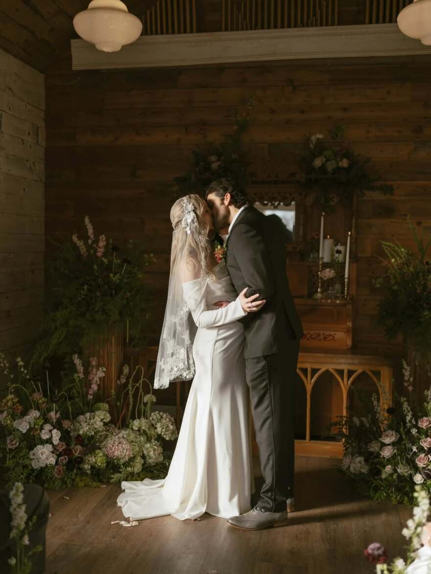 Κάντις Κινγκ: Παντρεύτηκε κρυφά η ηθοποιός του Vampire Diaries