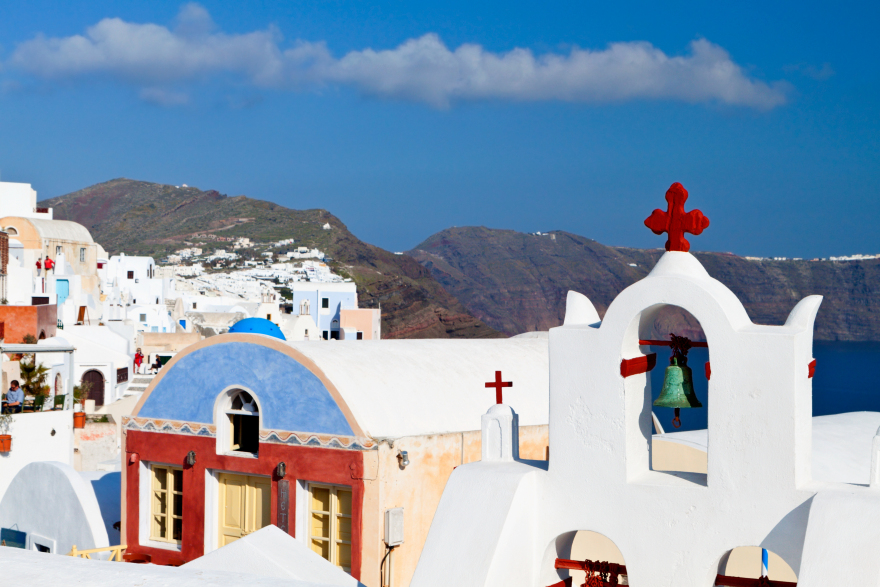 Πάσχα στην Ελλάδα: Πάτμος, Μετέωρα και Κέρκυρα οι πιο δημοφιλείς προορισμοί για τη φετινή έξοδο 