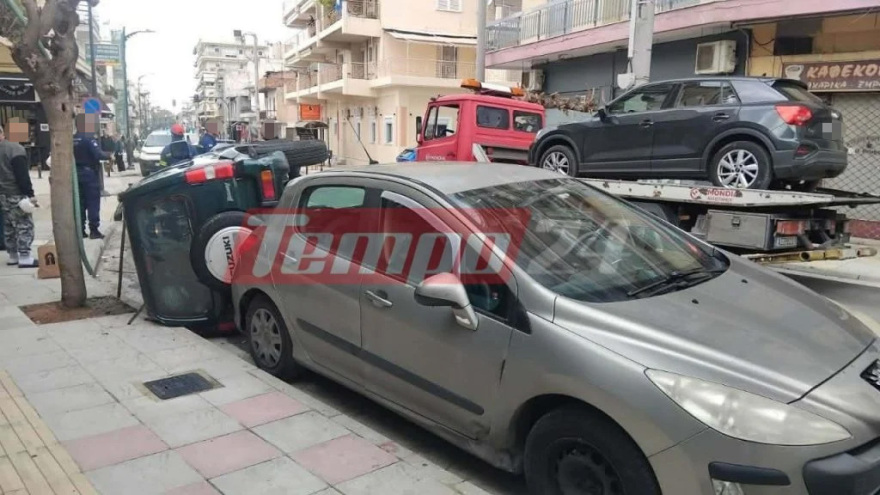 Αναποδογύρισε τζιπ μετά από τροχαίο στην Πάτρα, απεγκλωβίστηκε τετραμελής οικογένεια με δύο μικρά κορίτσια