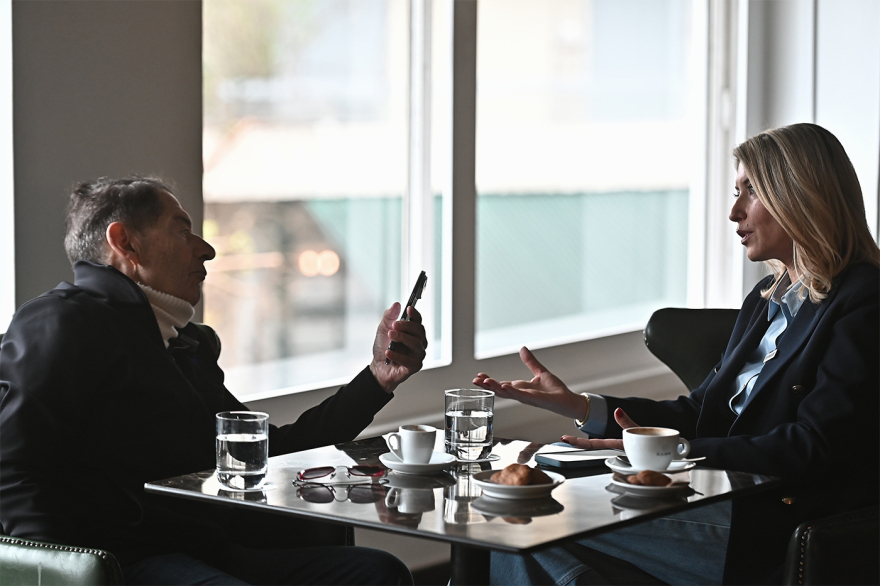 Σία Κοσιώνη στον Δανίκα: Υπάρχω σε αυτό το επάγγελμα, παρά τον Κώστα, όχι χάρη στον Κώστα και την οικογένειά του