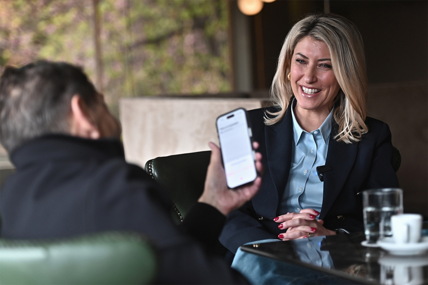 Σία Κοσιώνη στον Δανίκα: Υπάρχω σε αυτό το επάγγελμα, παρά τον Κώστα, όχι χάρη στον Κώστα και την οικογένειά του