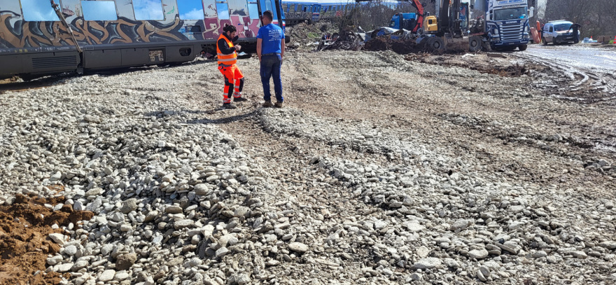 Βίντεο και φωτογραφίες του πραγματογνώμονα για την τραγωδία στα Τέμπη: «Δείχνει το μπάζωμα» λένε δικηγόροι συγγενών - Τι ισχύει 