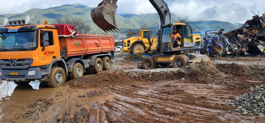 Βίντεο και φωτογραφίες του πραγματογνώμονα για την τραγωδία στα Τέμπη: «Δείχνει το μπάζωμα» λένε δικηγόροι συγγενών - Τι ισχύει 