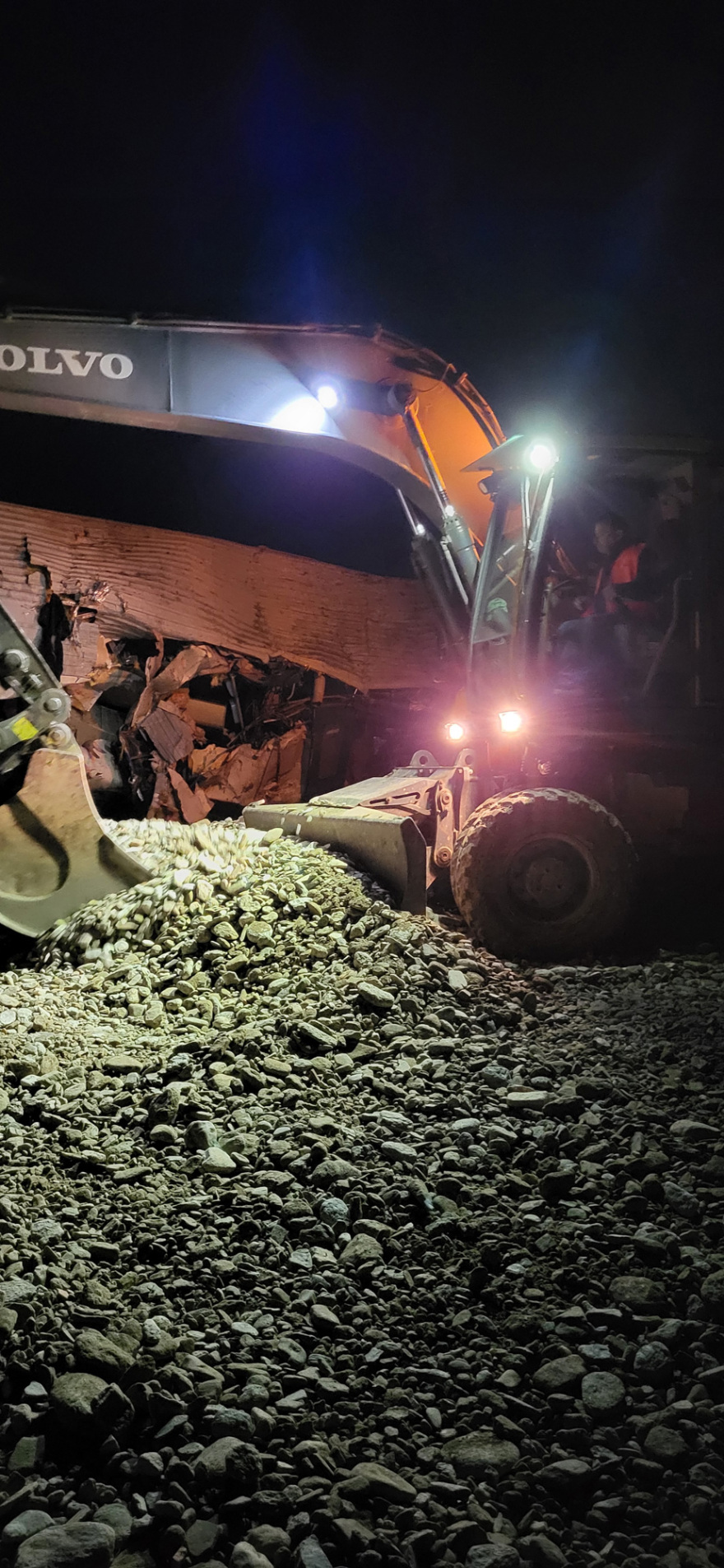 Βίντεο και φωτογραφίες του πραγματογνώμονα για την τραγωδία στα Τέμπη: «Δείχνει το μπάζωμα» λένε δικηγόροι συγγενών - Τι ισχύει 