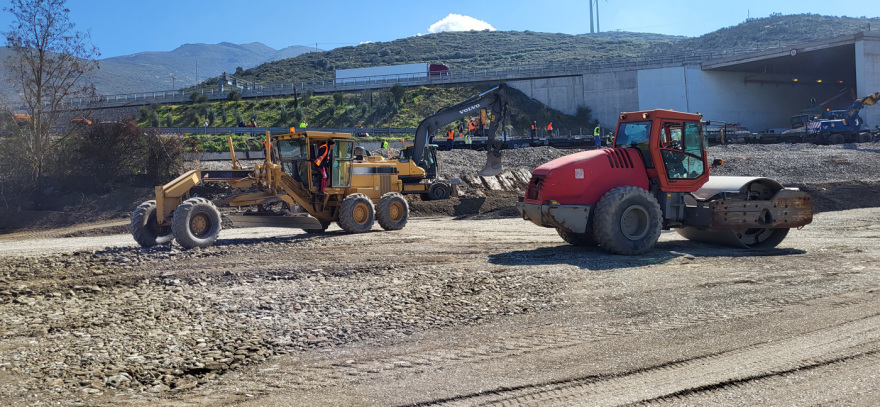 Βίντεο και φωτογραφίες του πραγματογνώμονα για την τραγωδία στα Τέμπη: «Δείχνει το μπάζωμα» λένε δικηγόροι συγγενών - Τι ισχύει 