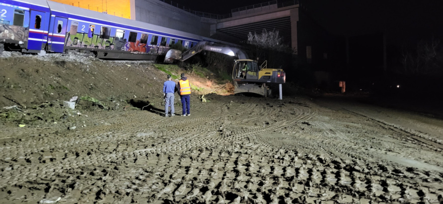 Βίντεο και φωτογραφίες του πραγματογνώμονα για την τραγωδία στα Τέμπη: «Δείχνει το μπάζωμα» λένε δικηγόροι συγγενών - Τι ισχύει 