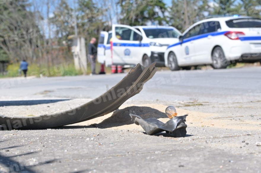 Διασωληνωμένος ένας 47χρονος μετά από καραμπόλα τριών αυτοκίνητών στη Λάρισα 
