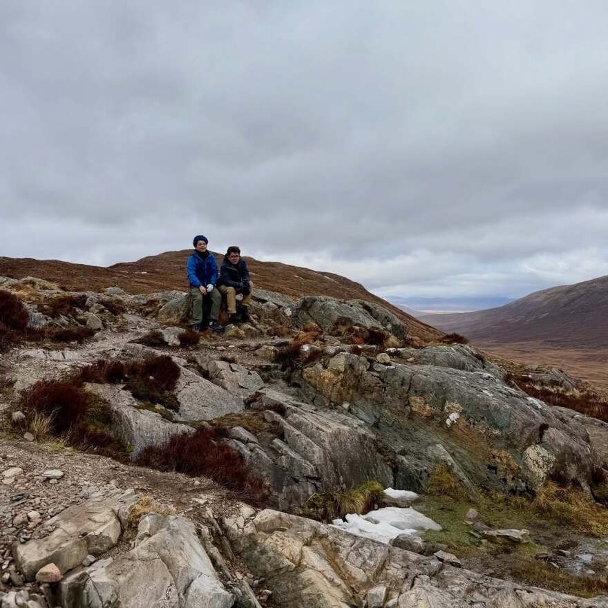Καλομοίρα: Οικογενειακές στιγμές από το ταξίδι της στη Σκωτία Η Καλομοίρα ανέβασε φωτογραφίες από το οικογενειακό ταξίδι της στη Σκωτία
