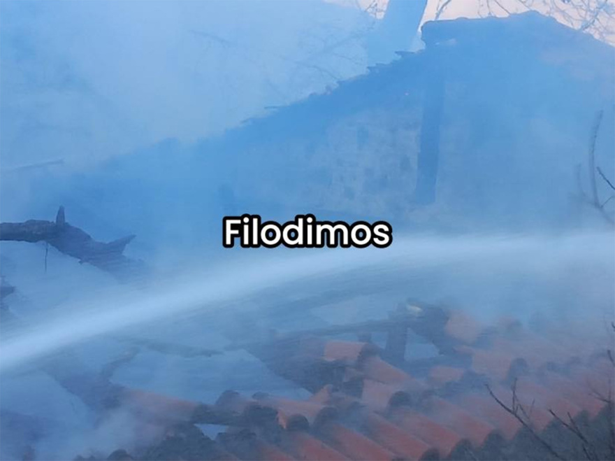 Αχαΐα: Φωτιά σε εκκλησία στην Αιγείρα Αχαΐας, κάηκε ολοσχερώς ο ναός - Δείτε φωτογραφίες
