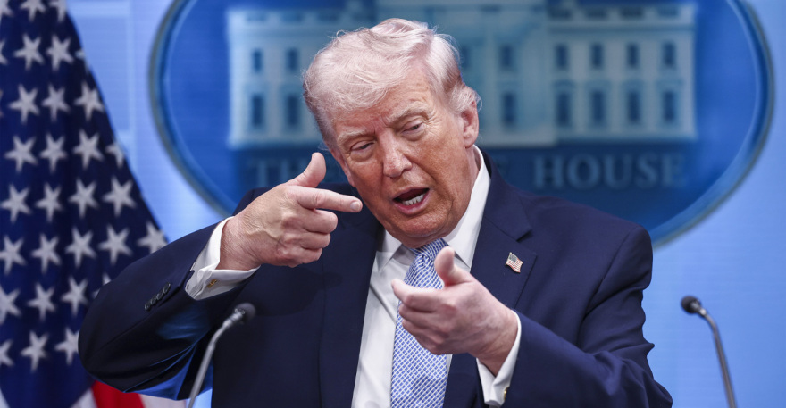 Ανάλυση: Η τελευταία προσπάθεια εξόδου του Τραμπ από τον πόλεμο και το ανέλπιστο δώρο στο Ιράν