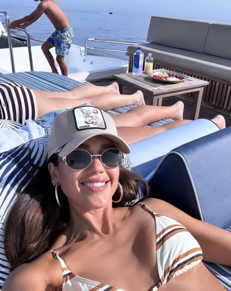 Τζέσικα Άλμπα: Οι τρυφερές φωτογραφίες με τον νέο της σύντροφο