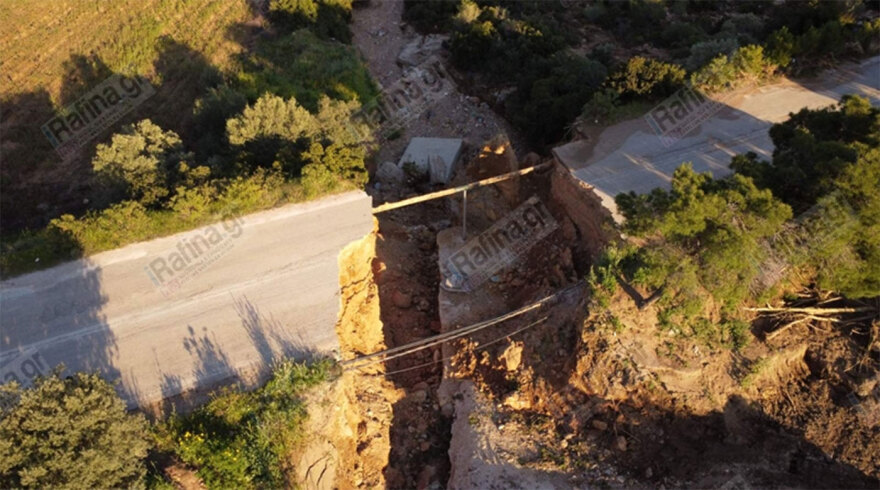 Καλλιτεχνούπολη: Το οδόστρωμα στον Δήμο, το ρέμα στην Περιφέρεια και η ταλαιπωρία για όλους 