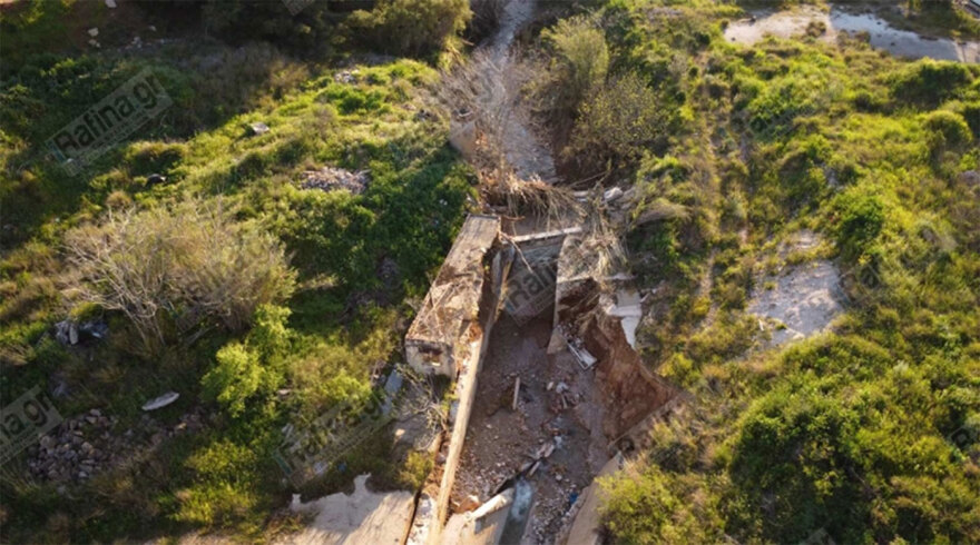 Καλλιτεχνούπολη: Νέες εικόνες από drone από τη χαράδρα που δημιούργησε η κακοκαιρία Erminio