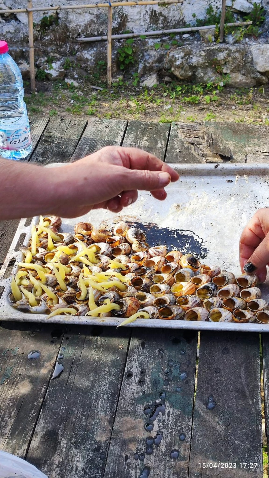 Πάσχα στην Ελλάδα: Τα έθιμα που κρατούν ζωντανή την παράδοση από τη Ναύπακτο έως την Κέρκυρα 