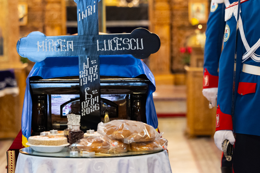 Με στρατιωτικές τιμές η κηδεία του Μιρτσέα Λουτσέσκου στο Βουκουρέστι: Εκφώνησε επικήδειο ο Ραζβάν, «παρών» και ο ΠΑΟΚ