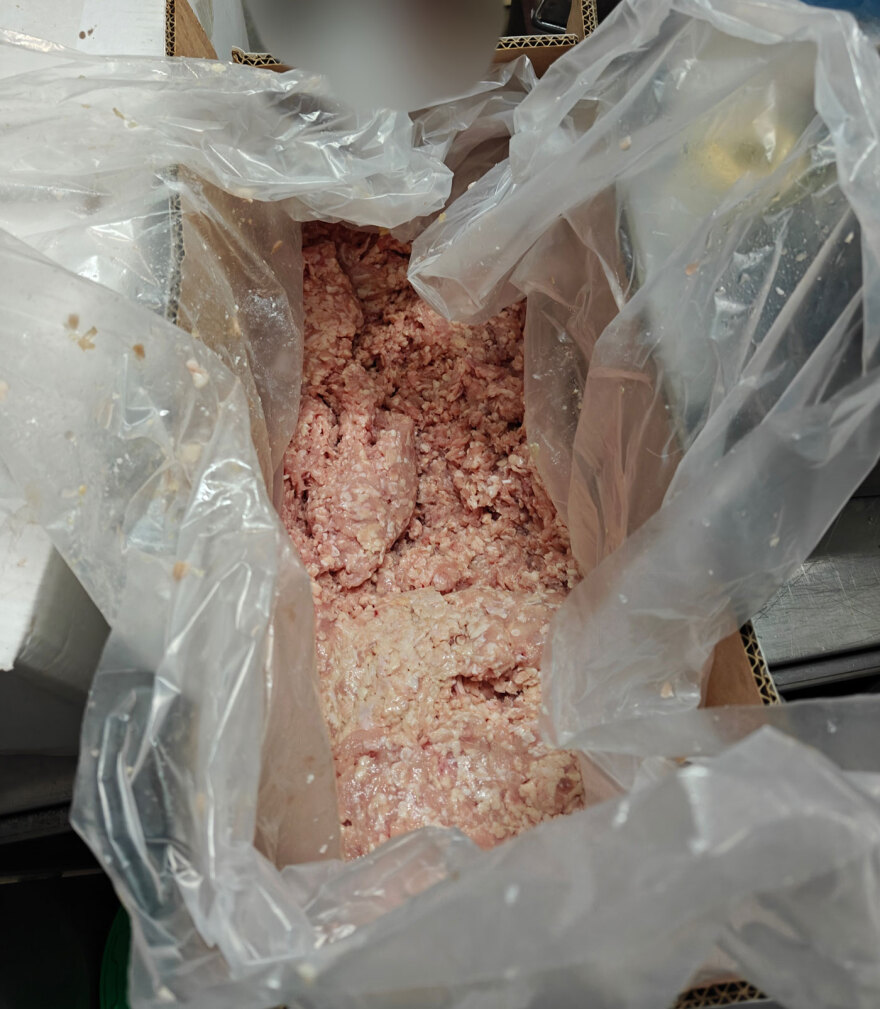 Δείτε εικόνες: Κατασχέθηκαν 11 τόνοι ακατάλληλων κρεάτων ενόψει Πάσχα, επιβλήθηκαν πρόστιμα ύψους 245.000 ευρώ