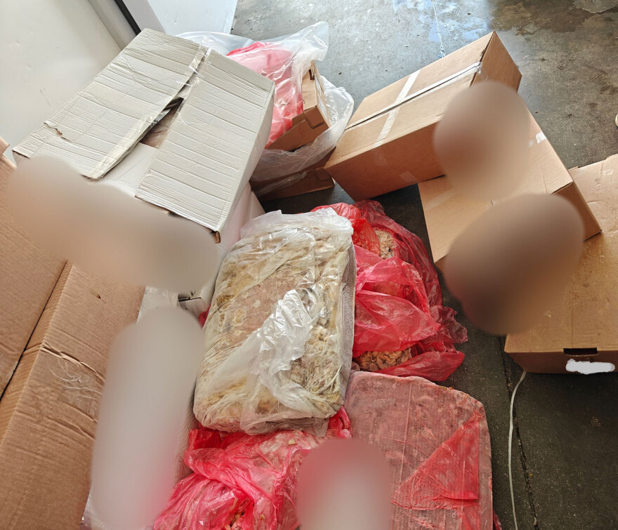 Δείτε εικόνες: Κατασχέθηκαν 11 τόνοι ακατάλληλων κρεάτων ενόψει Πάσχα, επιβλήθηκαν πρόστιμα ύψους 245.000 ευρώ