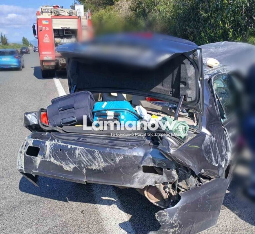 Τραυματίστηκε μητέρα σε τροχαίο στην Εθνική Αθηνών-Λαμίας: Το ΙΧ χτύπησε στις προστατευτικές μπάρες