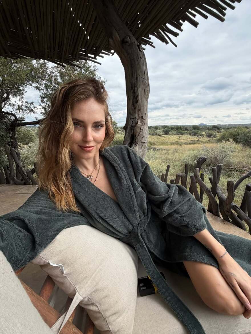 Η Κιάρα Φεράνι ταξίδεψε στη Ναμίμπια: «Στο ονειρεμένο μου μέρος με τους αγαπημένους μου ανθρώπους»