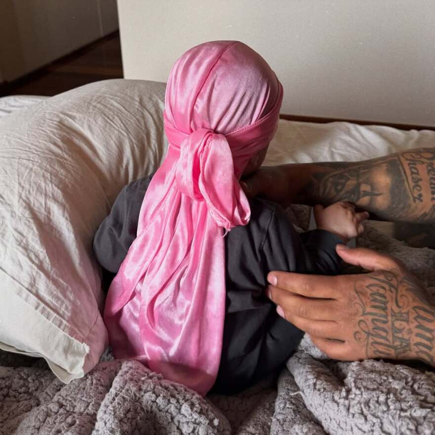 Ο Light ανέβασε φωτογραφίες με τον γιο του