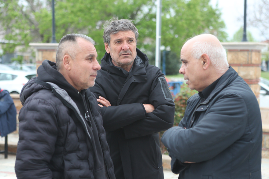 Συγκίνηση στο τελευταίο αντίο για τον Στέφανο Μπορμπόκη 19 Συγκίνηση στο τελευταίο αντίο για τον Στέφανο Μπορμπόκη, έκλαψε ο αδελφός του