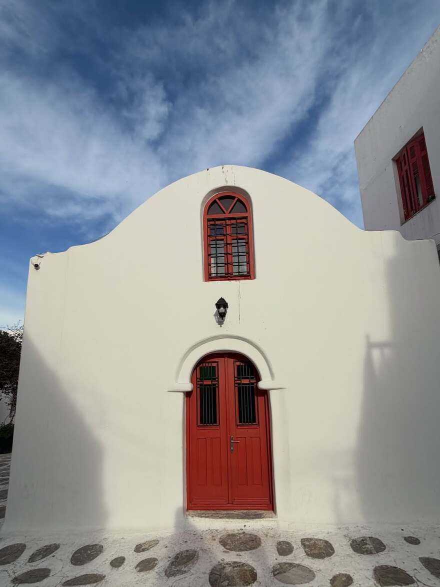 Η Κωνσταντίνα Ευρυπίδου πέρασε το Πάσχα στη Μύκονο με τον Φίλιππο Μιχόπουλο και τα παιδιά της