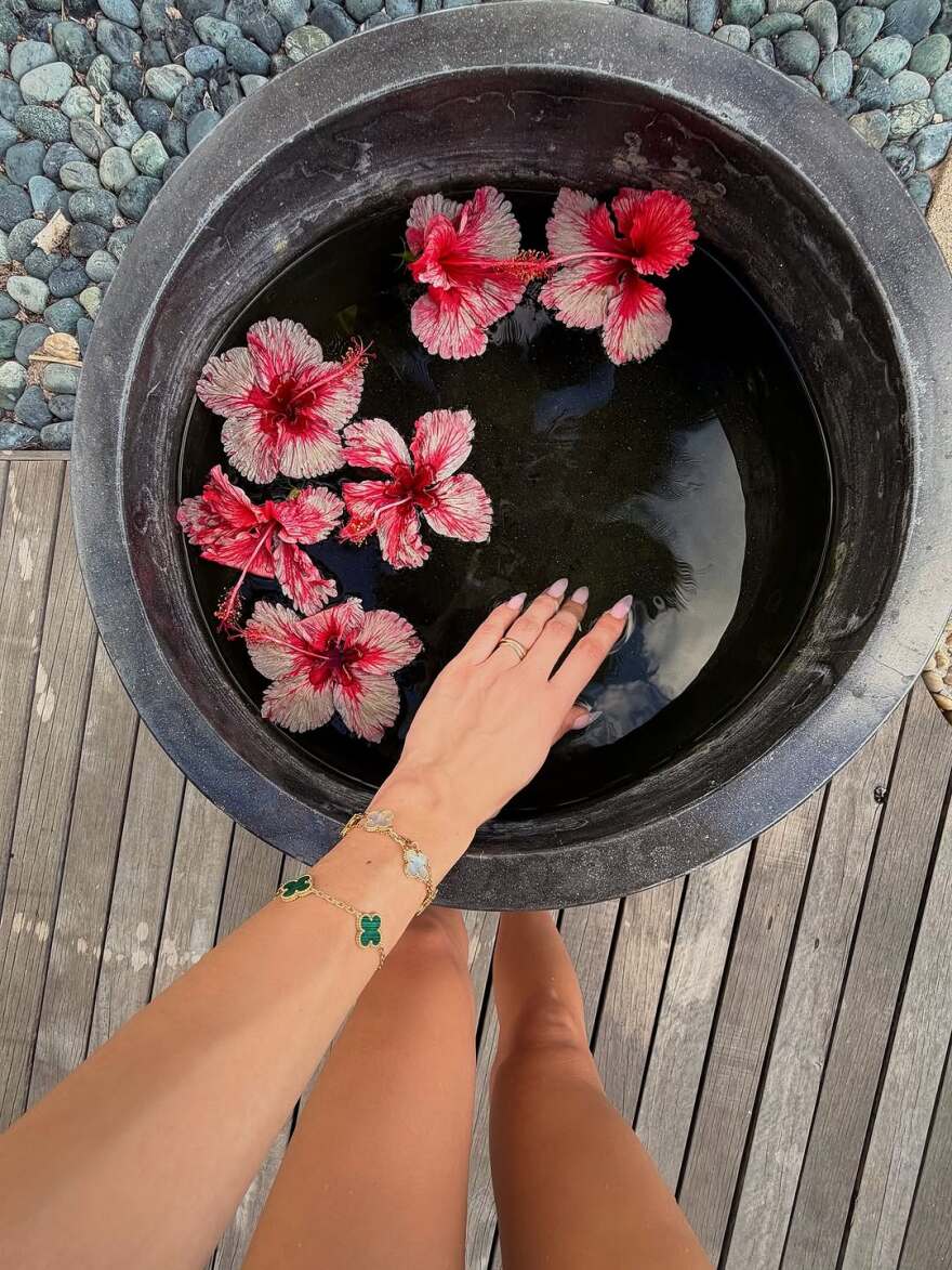 H Αλεξάνδρα Παναγιώταρου ανέβασε φωτογραφία της με μαγιό από τις Σεϋχέλλες
