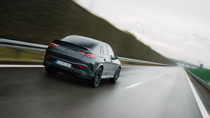 Η Mercedes-AMG κάνει την ηλεκτρική της αντεπίθεση 