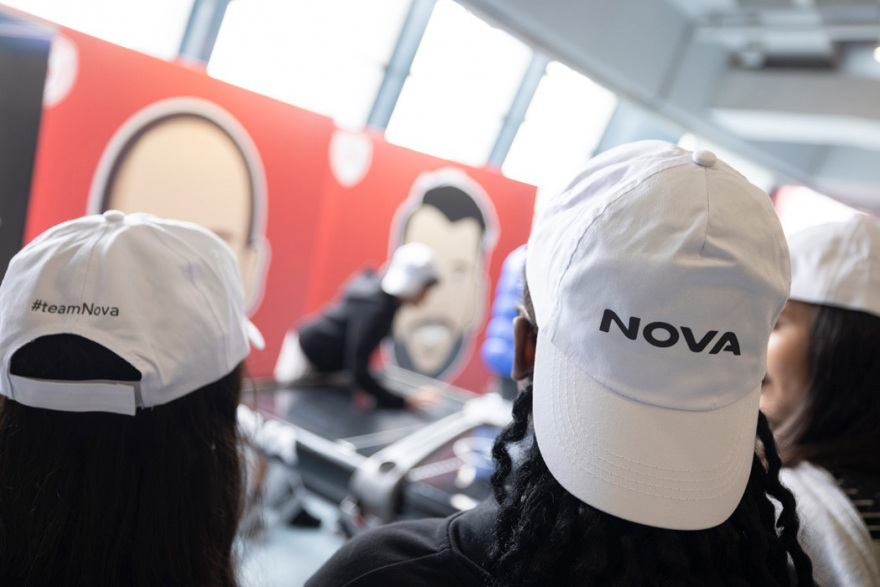 Η Nova ενισχύει το κοινωνικό της αποτύπωμα με νέα δράση Εταιρικής Υπευθυνότητας, σε συνεργασία με την ΚΑΕ Ολυμπιακός και το Μη Κερδοσκοπικό Σωματείο Δεσμός