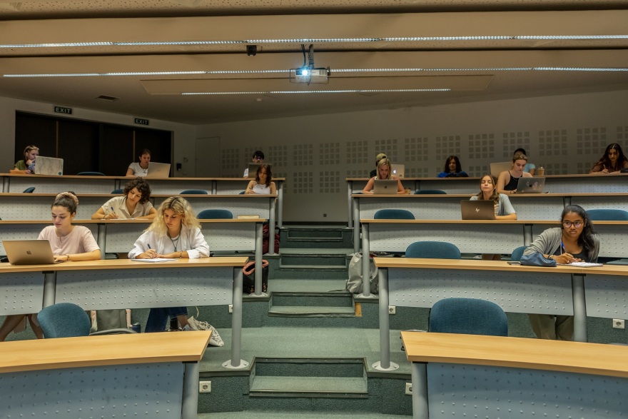 Τι είναι το αμερικανικό μοντέλο σπουδών που αλλάζει τα δεδομένα της εκπαίδευσης