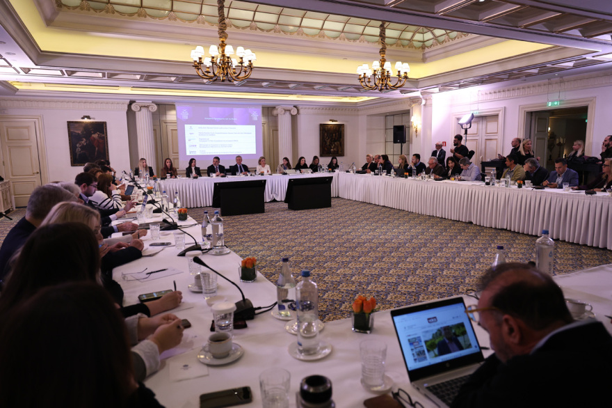 Πόλεμοι και Τεχνητή Νοημοσύνη: Το «Σοκ του Νέου» στο 11ο Οικονομικό Φόρουμ των Δελφών
