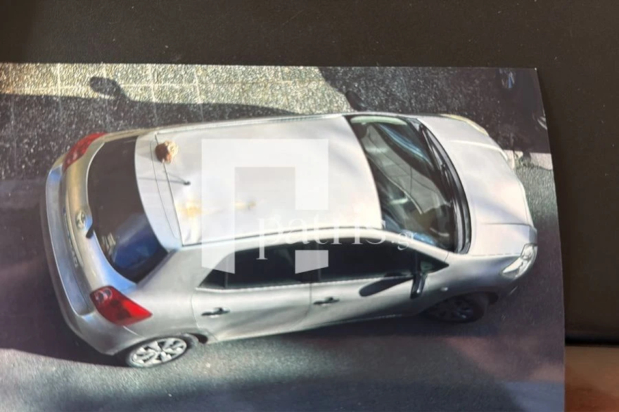 Ζευγάρι γλύτωσε από τύχη στον ΒΟΑΚ όταν κομμάτι τσιμέντου από γέφυρα προσγειώθηκε στην οροφή του αυτοκινήτου
