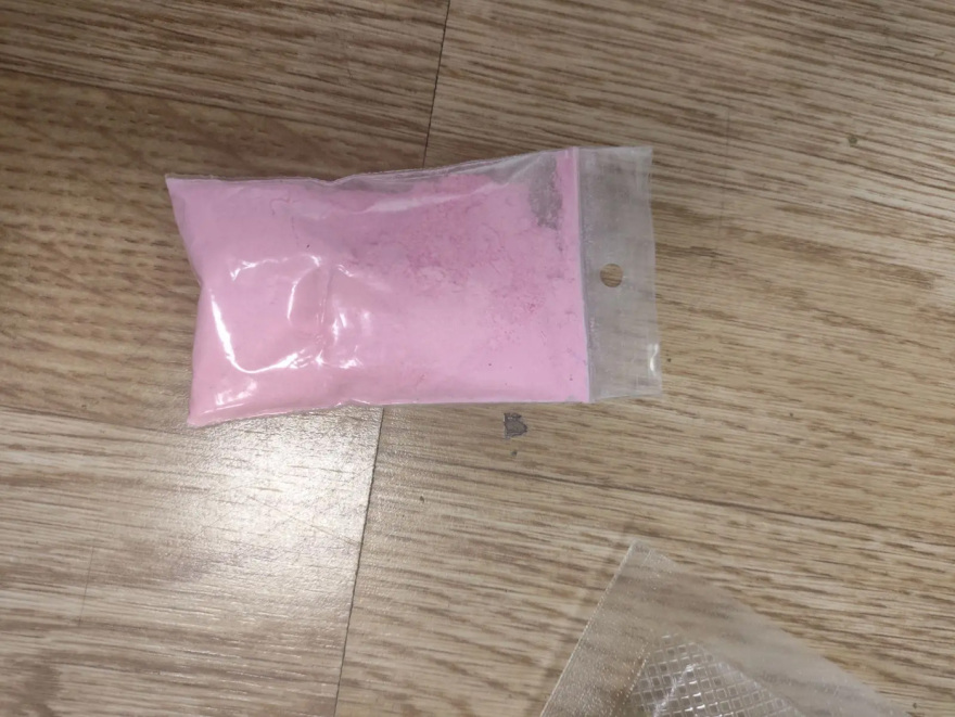 Συνελήφθη 27χρονος που παρέλαβε ταχυδρομικό δέμα με σχεδόν 2 κιλά κάνναβης