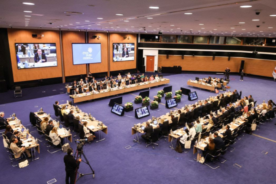 Τζιτζικώστας: Η ΕΕ διαθέτει επαρκή ποσότητα καυσίμων για αεροδρόμια και αεροσκάφη για το επόμενο διάστημα
