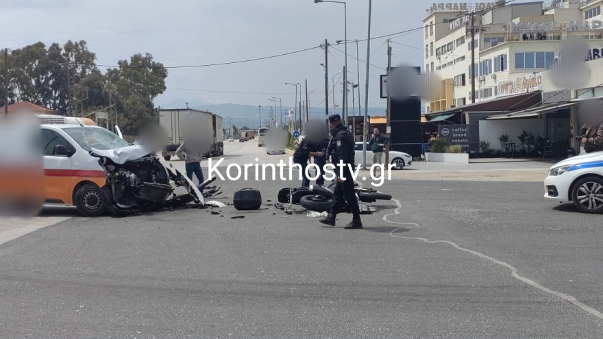 Τροχαίο στην Κορινθία με έναν τραυματία, δείτε φωτογραφίες 
