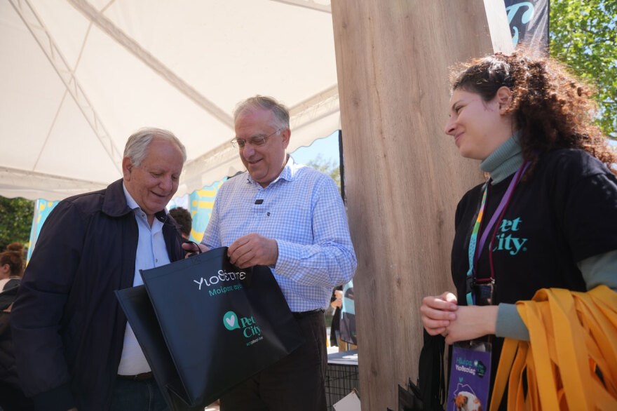 Η μεγάλη γιορτή του topetmou.gr για τα ζώα συντροφιάς στην Καλλιθέα