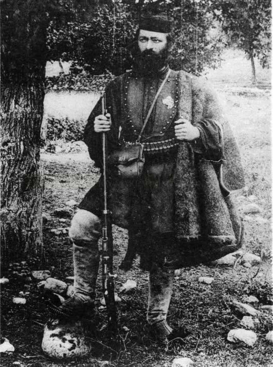 Δεν άντεξαν τη γερμανική κατοχή και αυτοκτόνησαν: Οι στρατιωτικοί, ο Μακεδονομάχος, η Πηνελόπη Δέλτα και άλλοι
