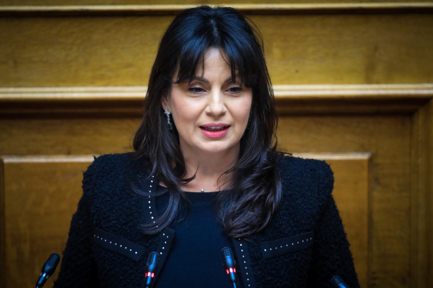 Τα πανεπιστημιακά  πτυχία των 300 της Βουλής: Ποιοι έχουν, ποιοι δεν έχουν, ποιοι εγκατέλειψαν, ποιοι δηλώνουν τελειόφοιτοι