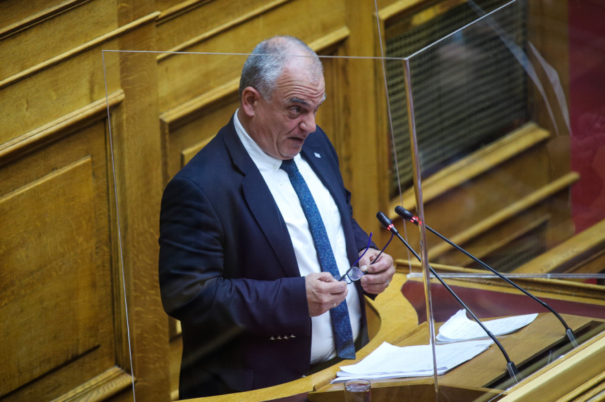 Τα πανεπιστημιακά  πτυχία των 300 της Βουλής: Ποιοι έχουν, ποιοι δεν έχουν, ποιοι εγκατέλειψαν, ποιοι δηλώνουν τελειόφοιτοι