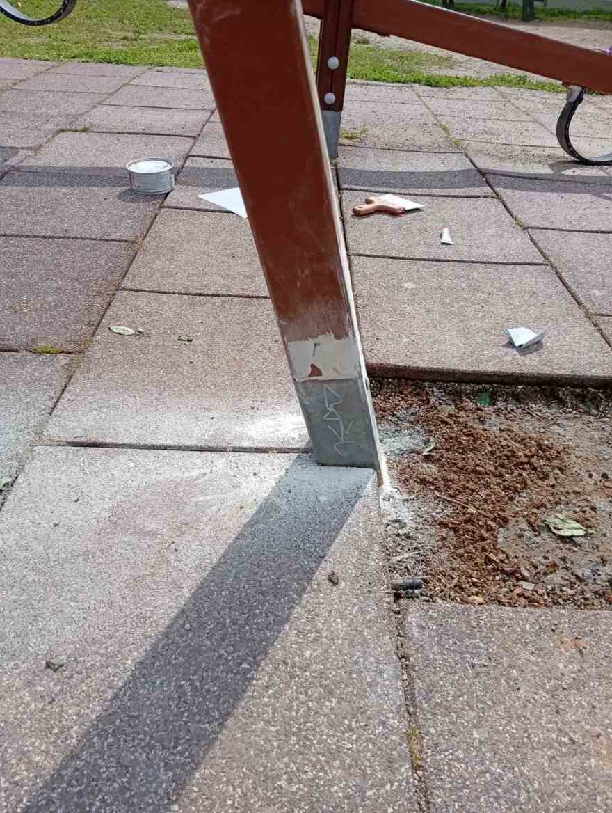 Βανδαλισμός παιδικής χαράς στην Καλαμαριά, μήνυση κατ' αγνώστων κατέθεσε ο δήμος